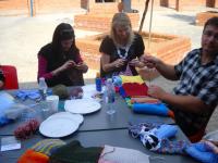 Duislig en Mez'o Help met Brei projek